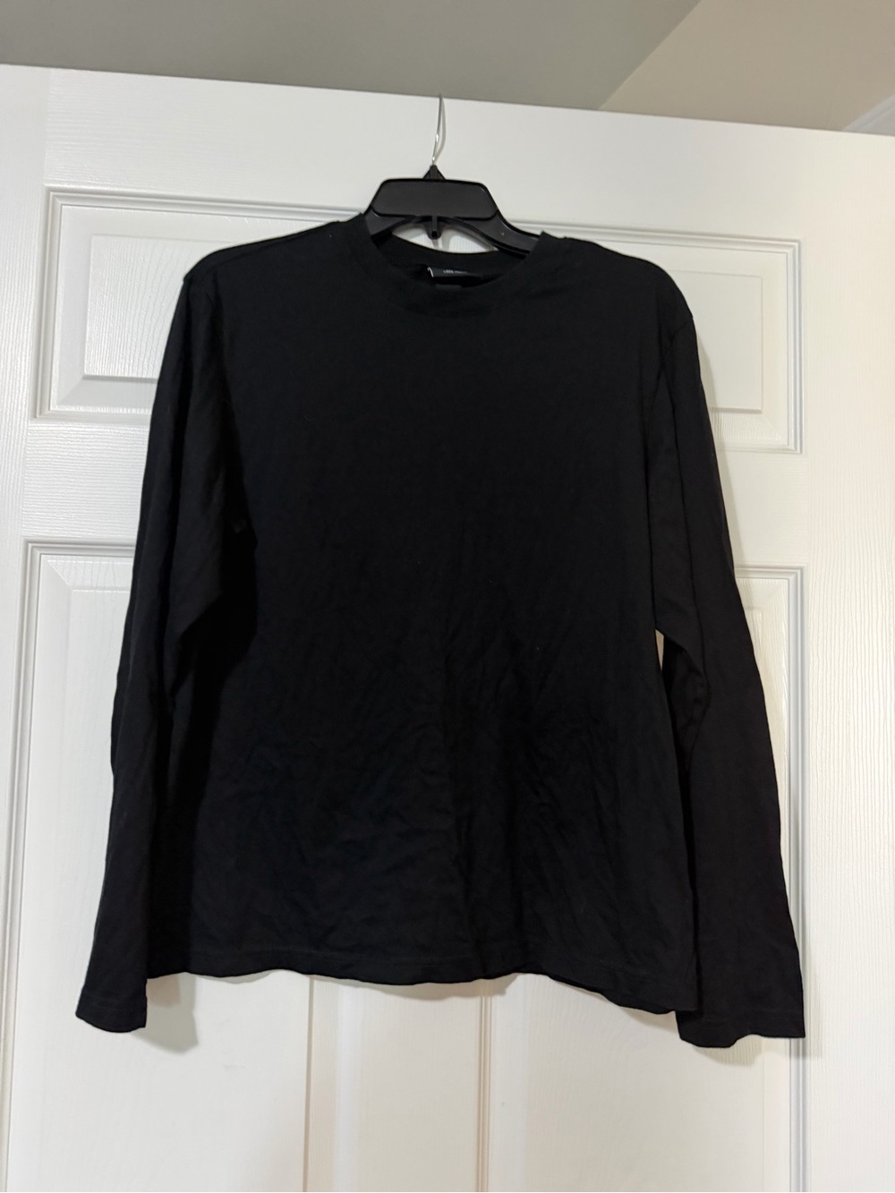 H&M Men's Long-Sleeve Crew Neck Shirt - Black